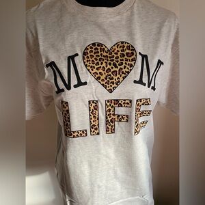 Mom Life graphics T-Shirt